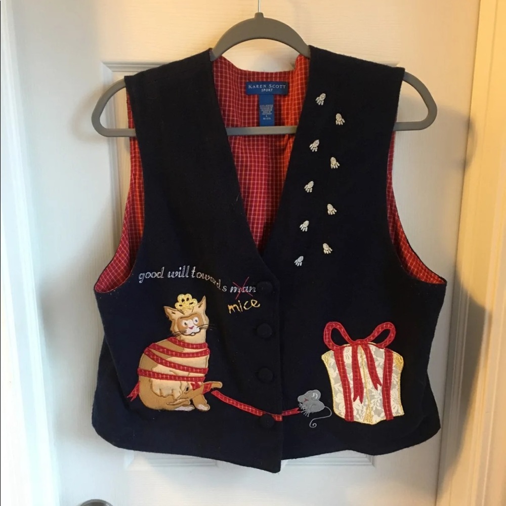Karen Scott Christmas Vest
